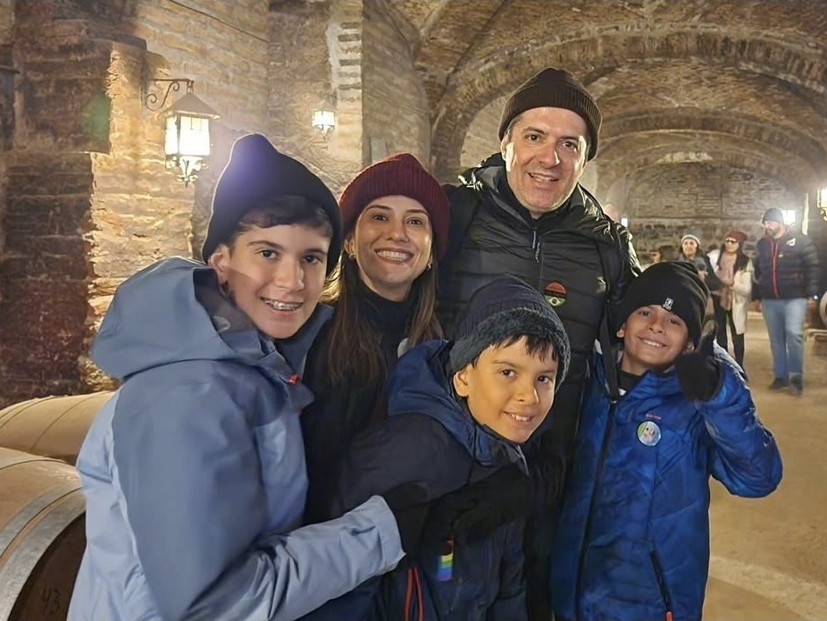 Dr. Luiz Benittez com a família em viagem