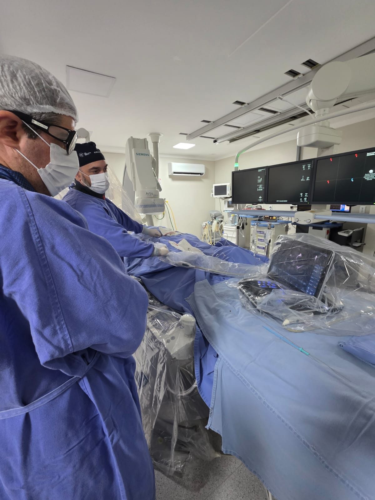 TAVI - valva aórtica por cateter - Dr. Luiz Benittez, cardiologista intervencionista em Rondônia